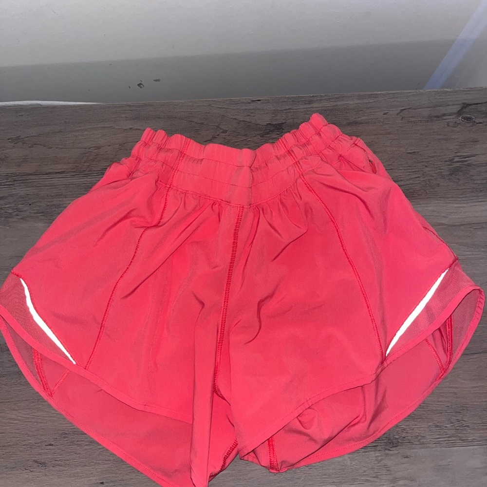 Lululemon hotty hot shorts 4”
